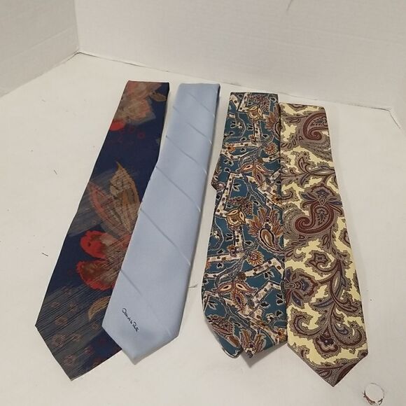 (4) vintage ties Christian Dior Oscar de la renta, Liberty, bill Robin Son - Picture 1 of 11